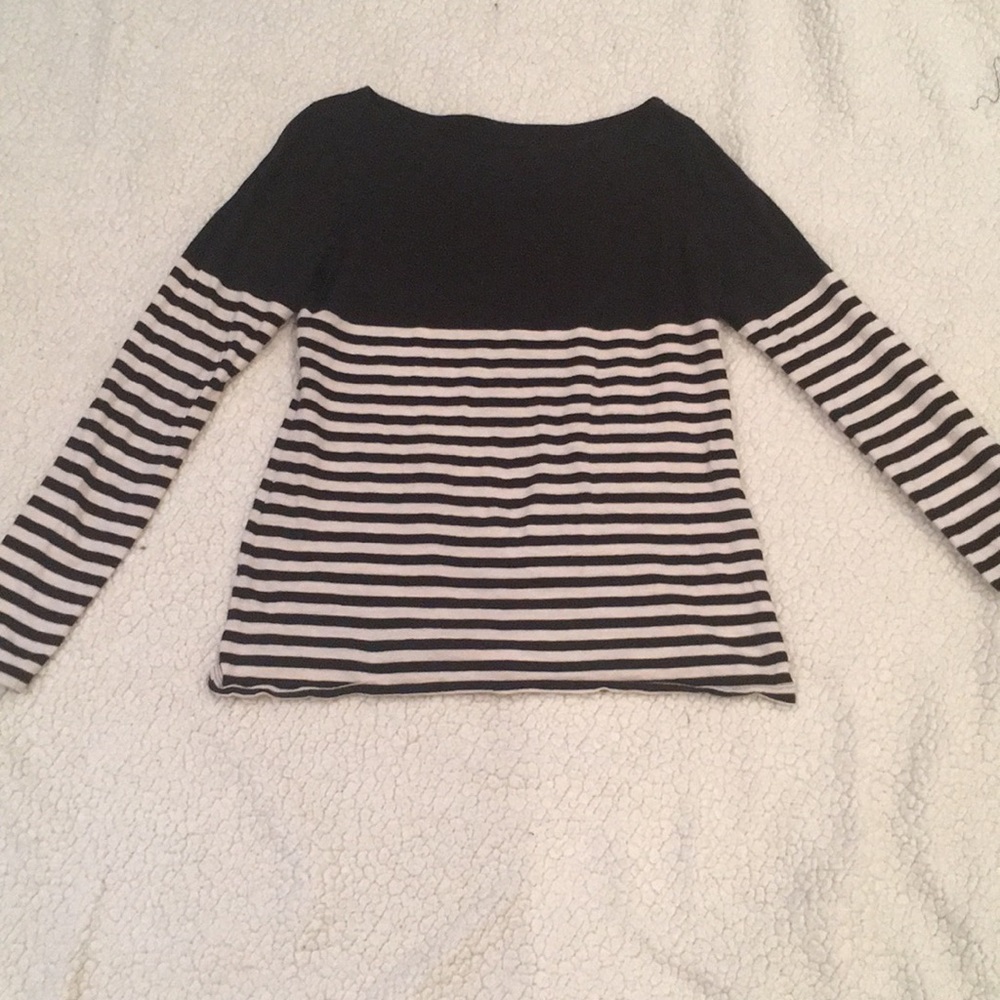 Black & white stripe shirt